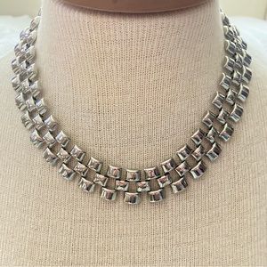 VTG Avon necklace retro silver tone